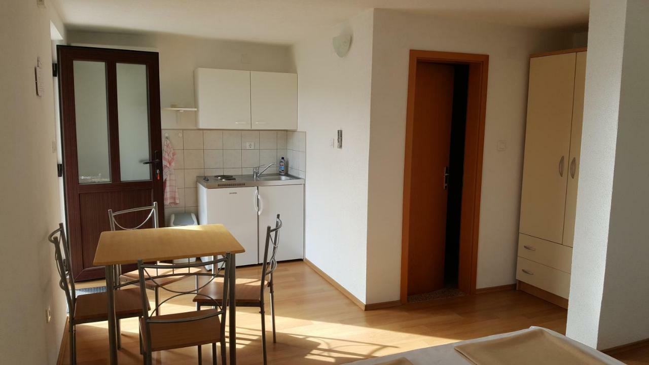 Apartmani M&M Biograd Na Moru Exterior photo